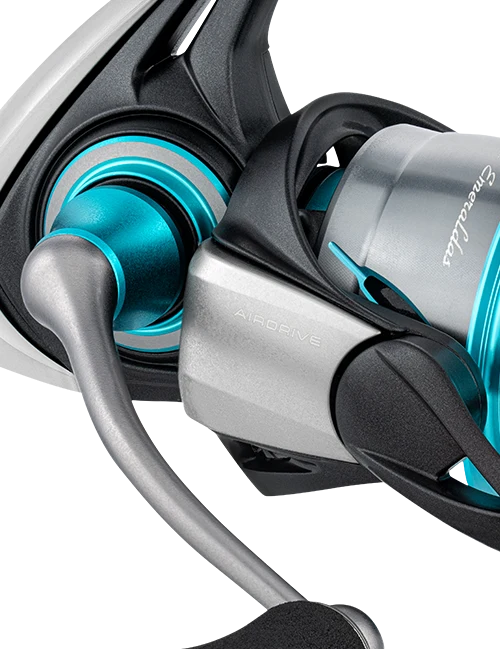 Daiwa Emeraldas eging spinning reel – side profile