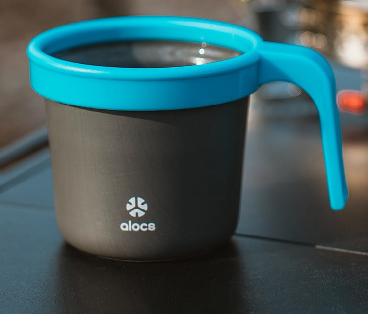 Alocs TW-403 EasySip blue cup smooth rim and handle detail