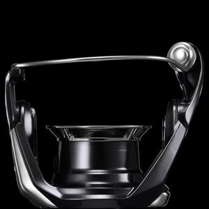 Shimano Vanford spinning reel – spool close-up